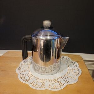 Farberware Stainless Stove Top Coffee Pot L7680 Percolator Coffee Maker 4-8 Cup